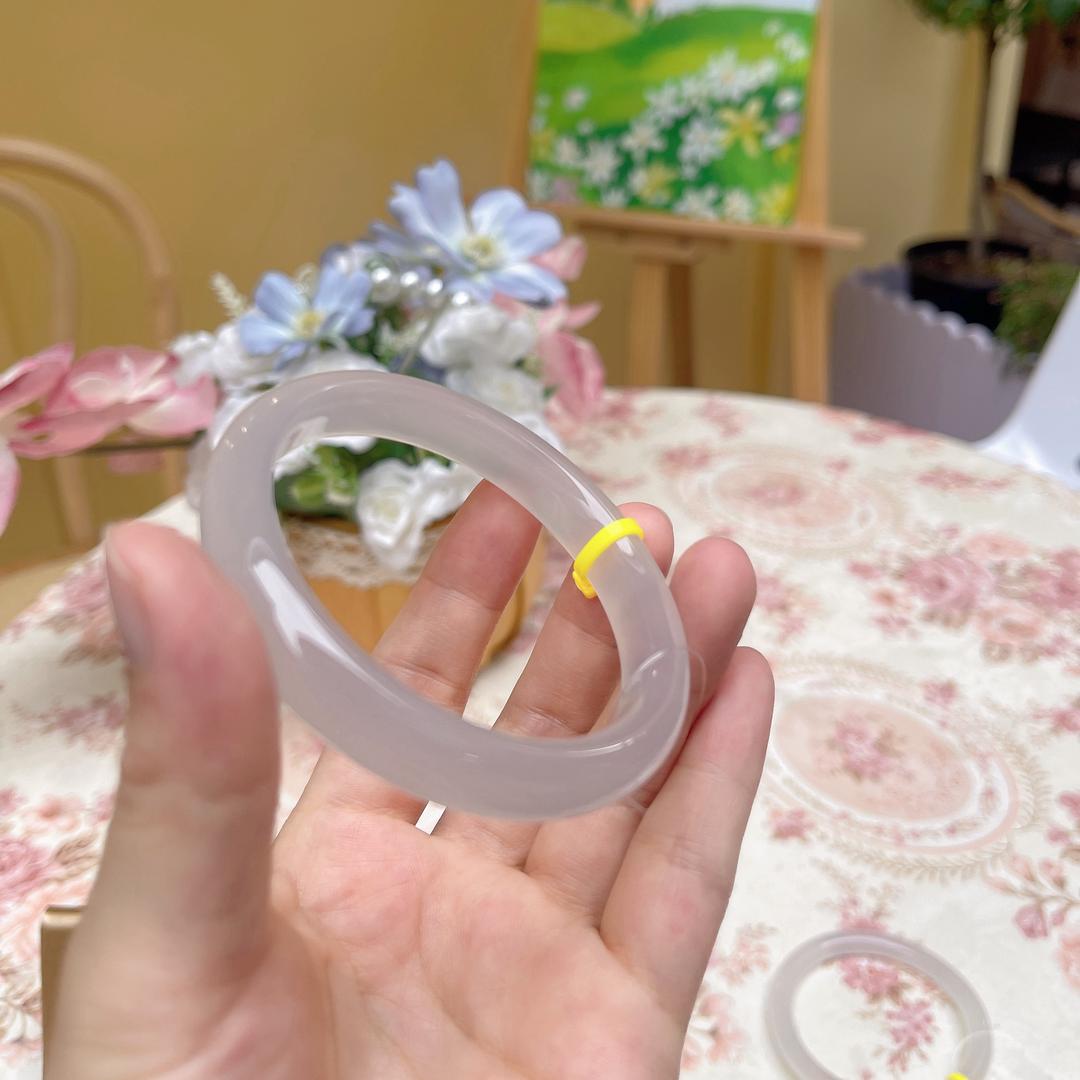 镯月轩」