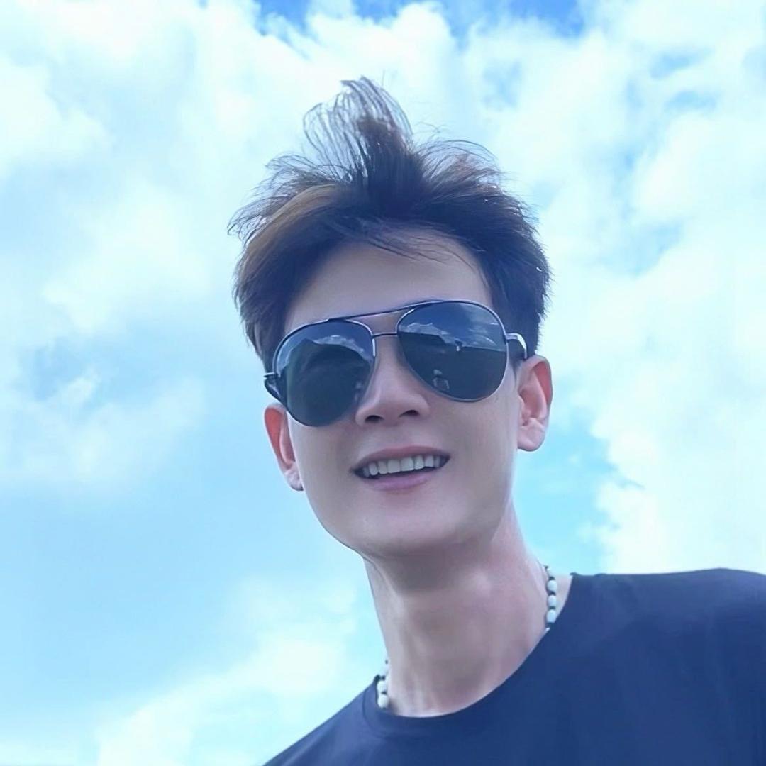 小江哥✨