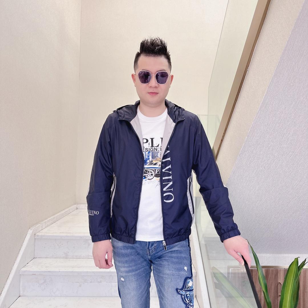 温州市XGG LNI轻奢男装服饰店