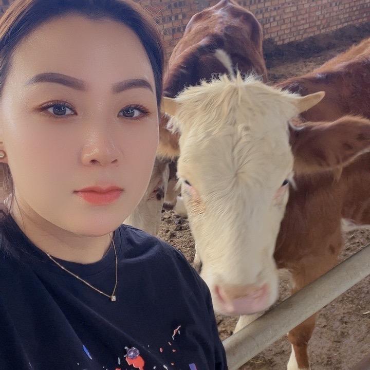 忻诚华姐牧场