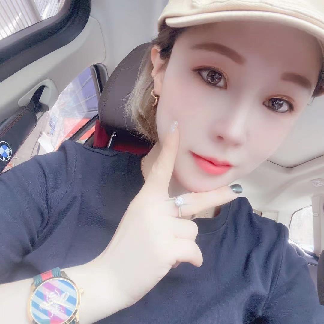 鹤上小云❤️在纽约