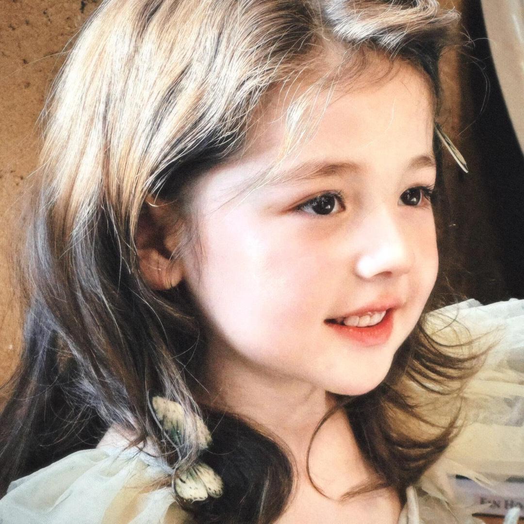 伊宝吖 炬光 ✨