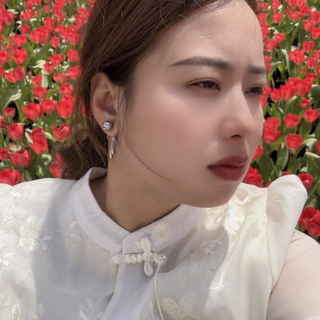 专业做美缝的娜娜