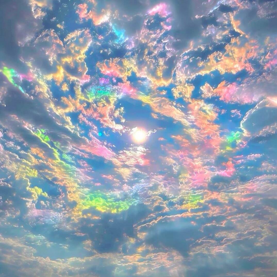 脚踏祥云通天路