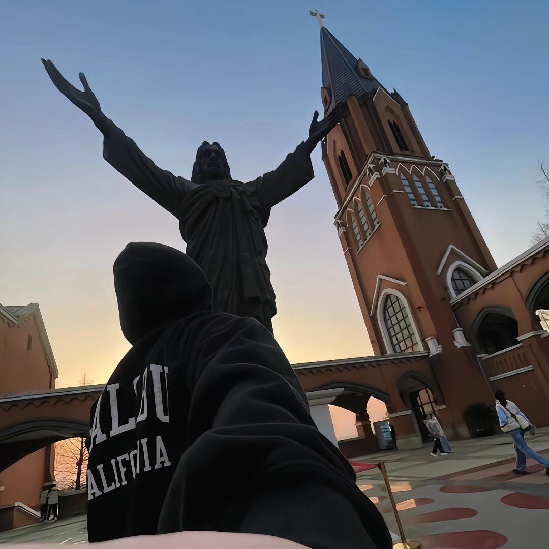 不一样的俊后生