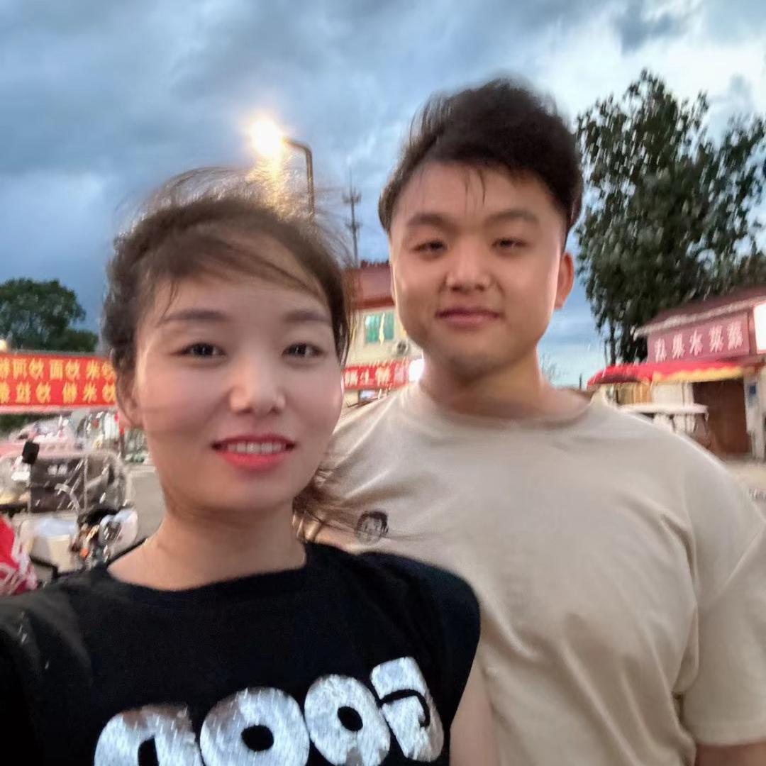 铭铭张