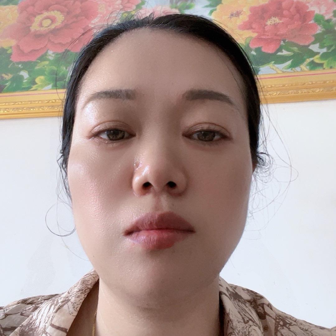 知足常乐开心快乐每一天