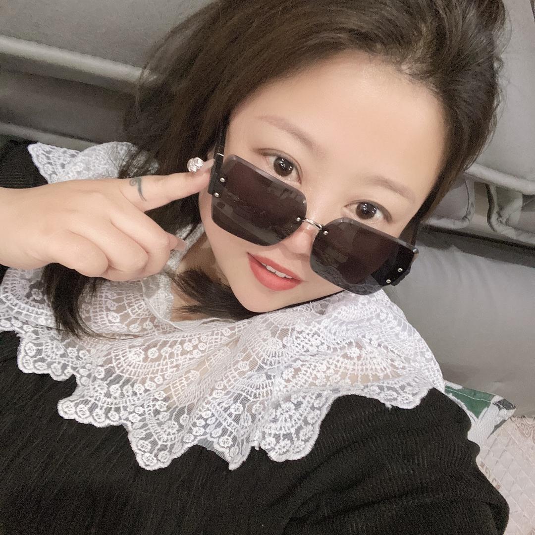 没那么洒脱
