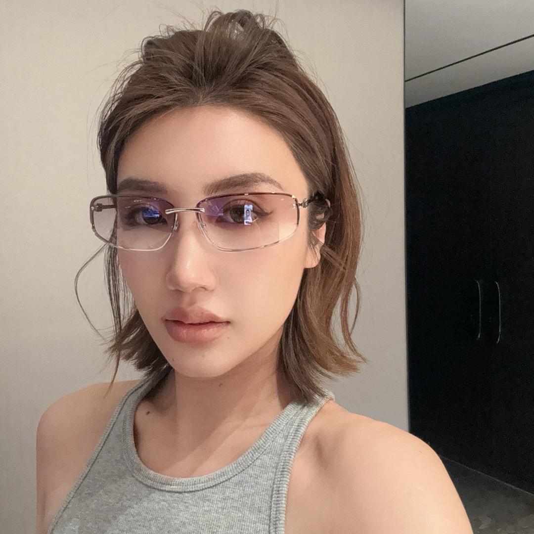 U娜服饰