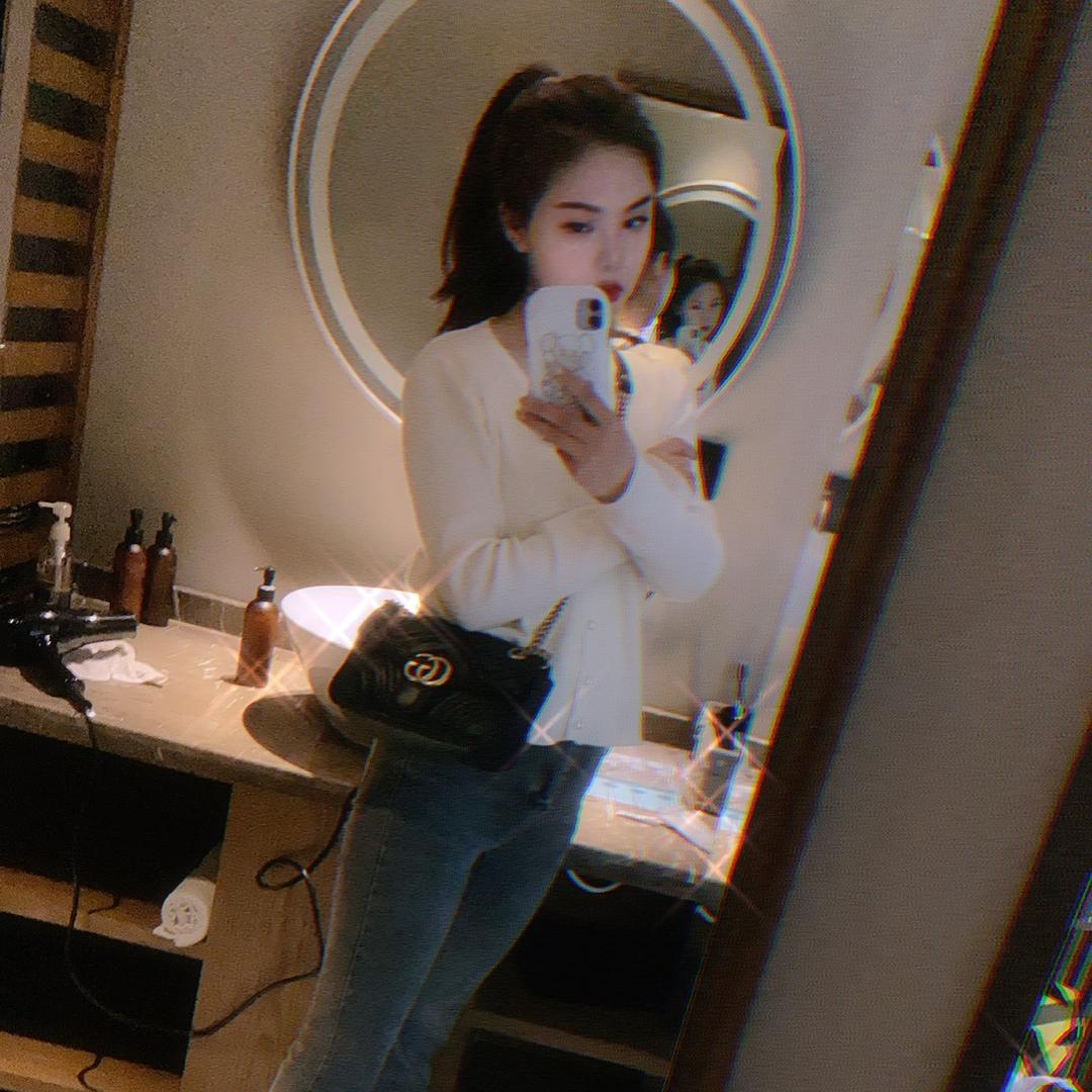 李李梅梅