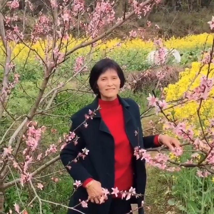 53年的程奶奶👵