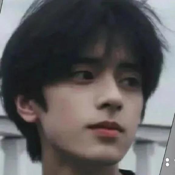 默默
