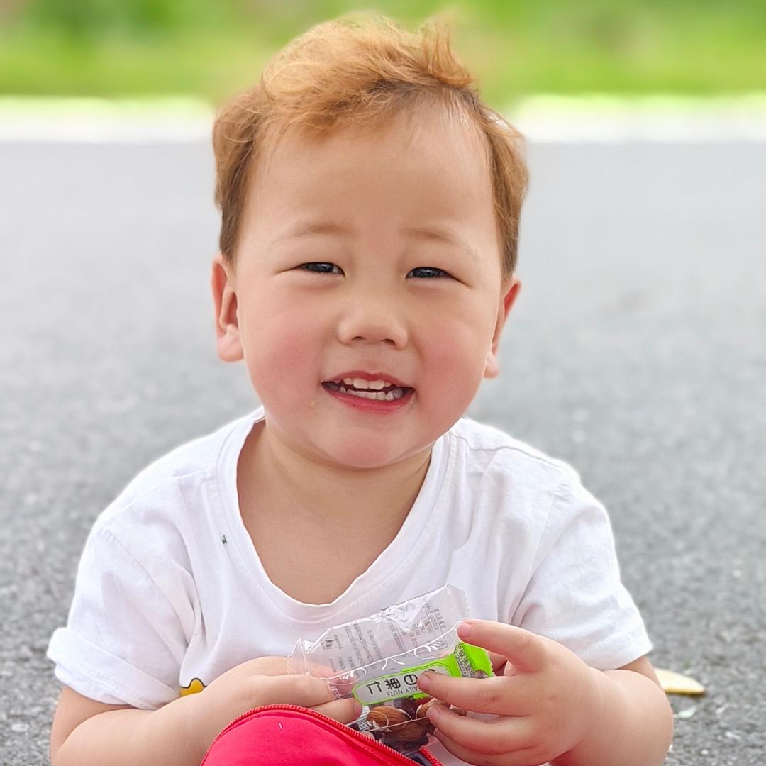 要么一生，要么陌生😚😚