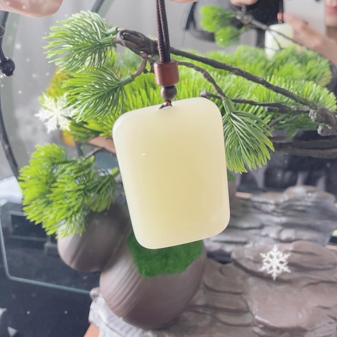 玉生欢喜珠宝店