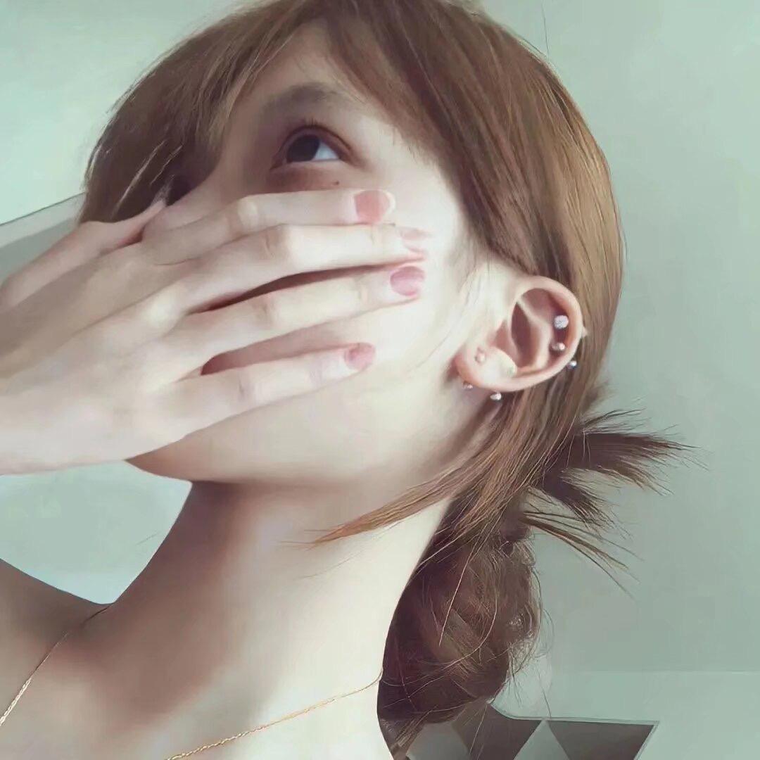 ^百合