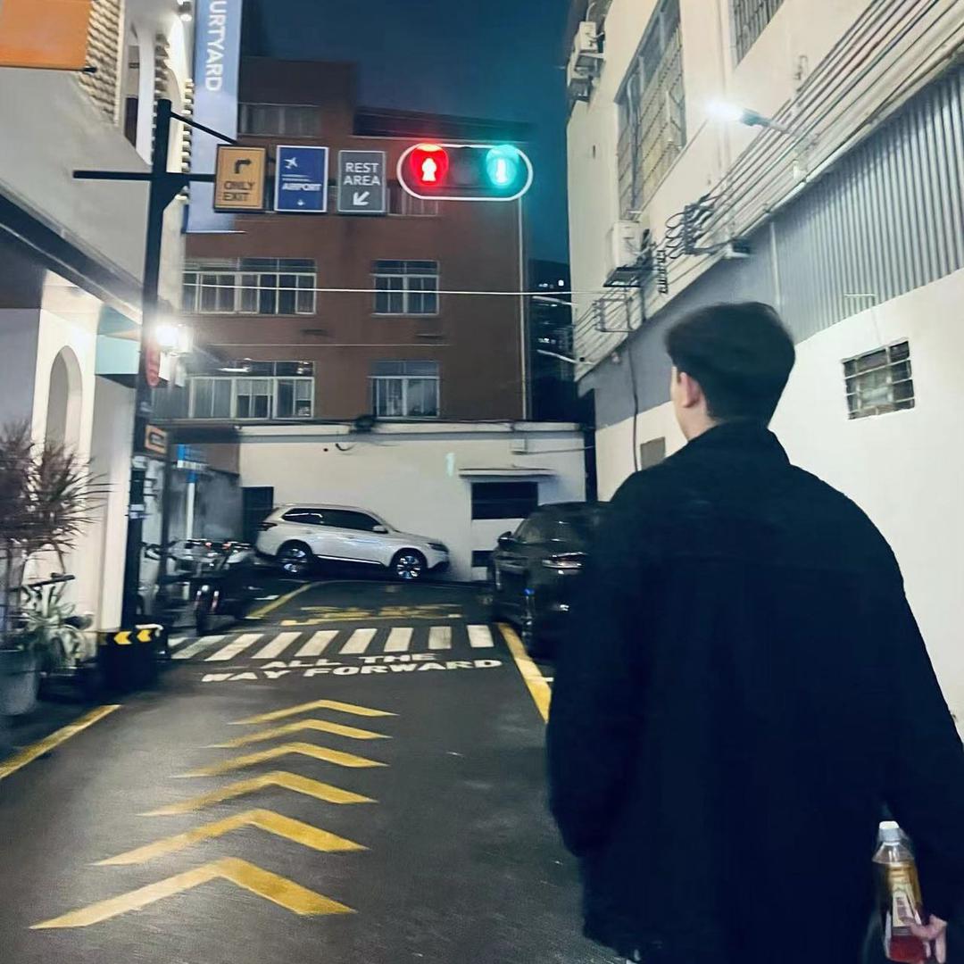 哈·尔