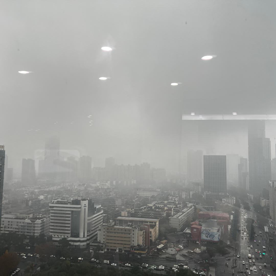 拍照奥德彪