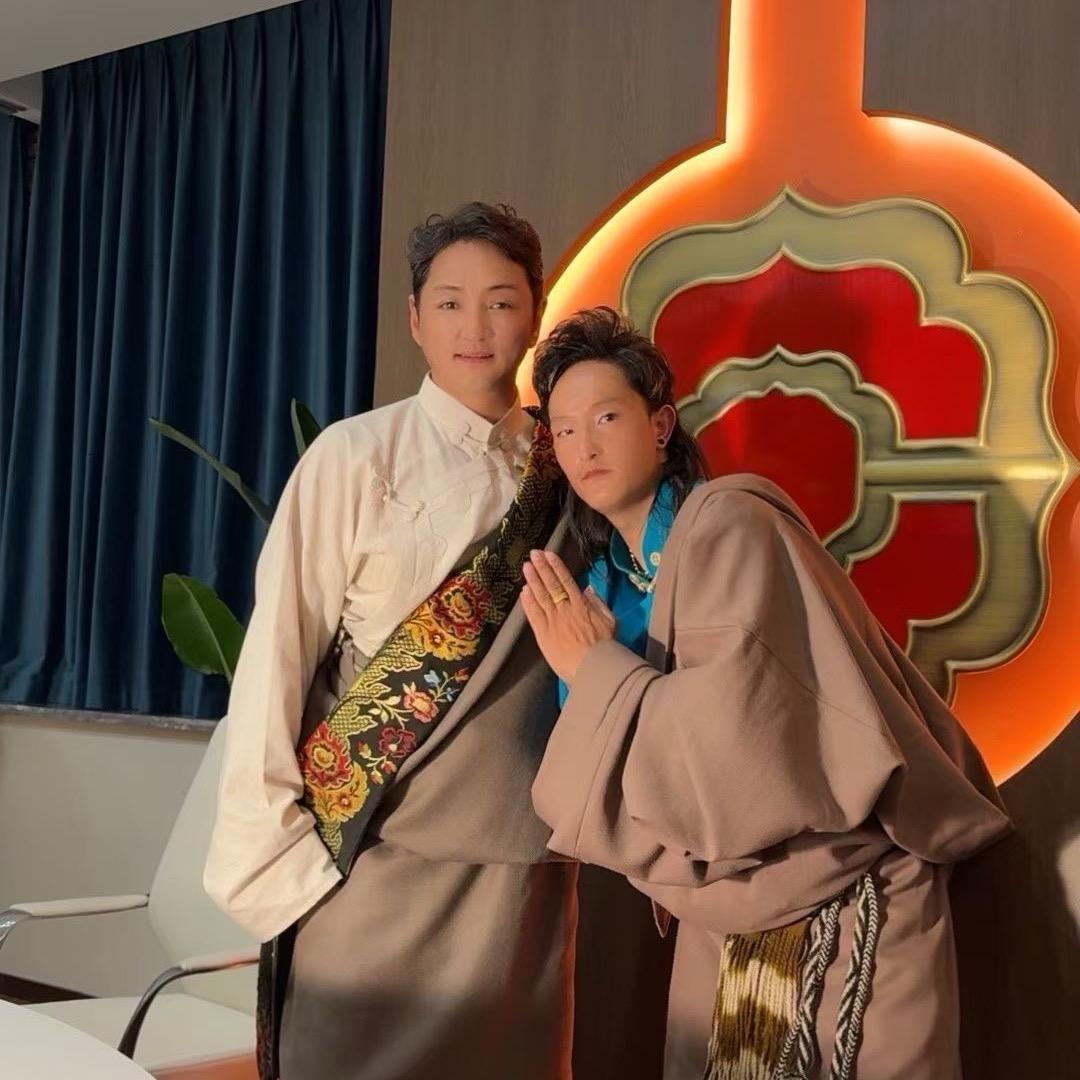 类乌齐网红  贡嘎仁青    小号