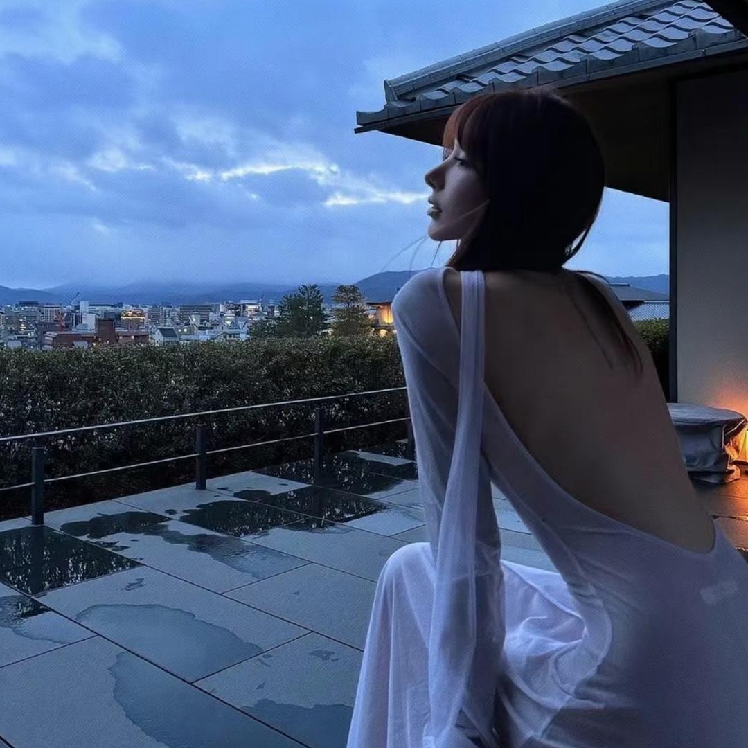 東-