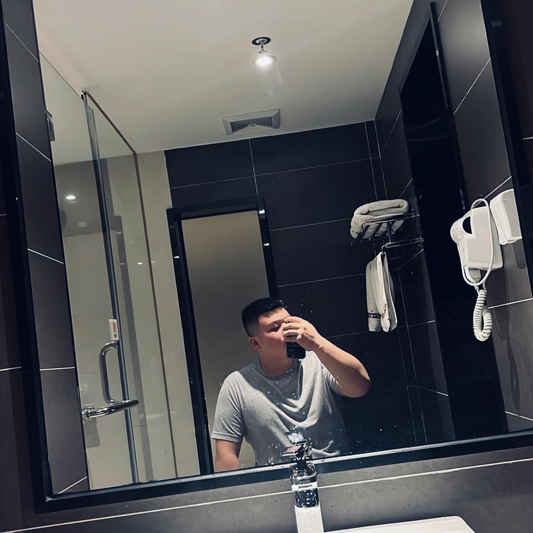 佳浚