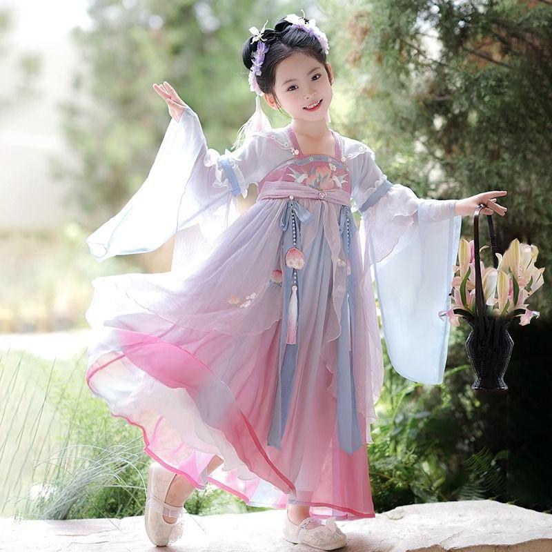 亿宝阁服装