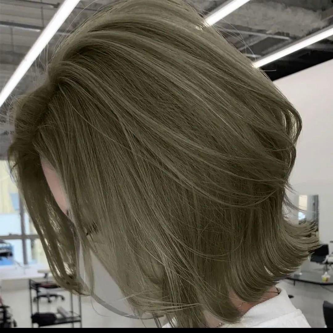 何婷