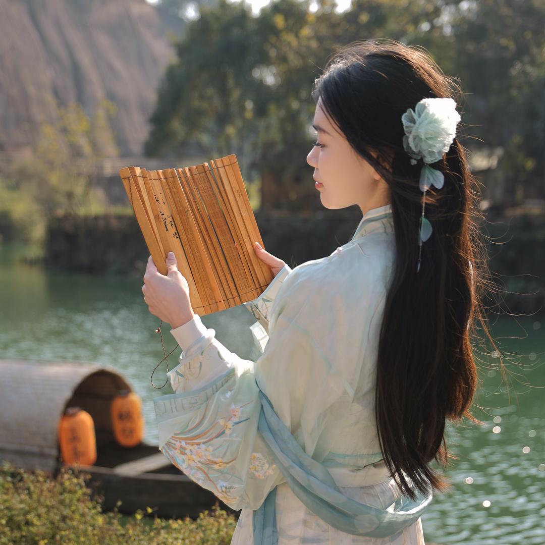 泡芙环游记