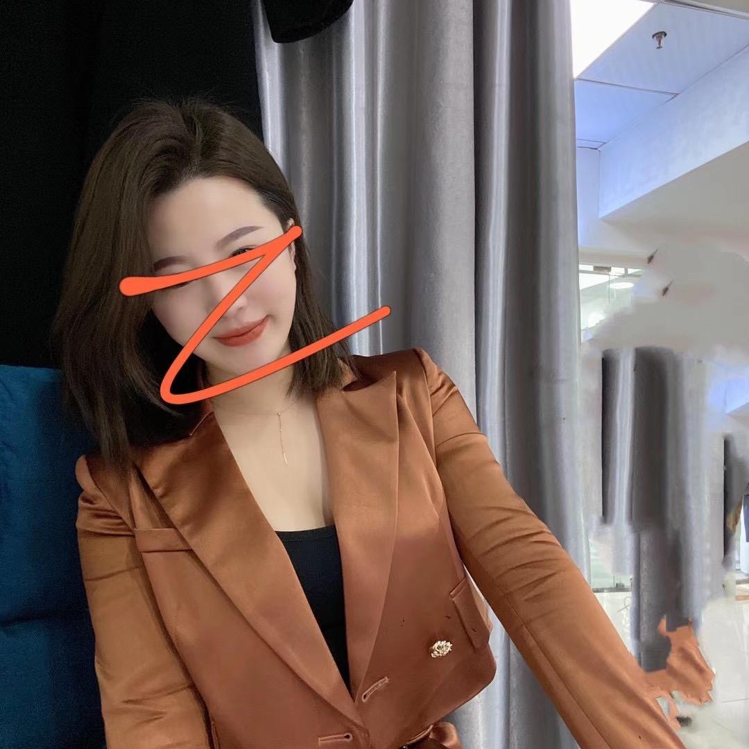 娜了了了了了🔹