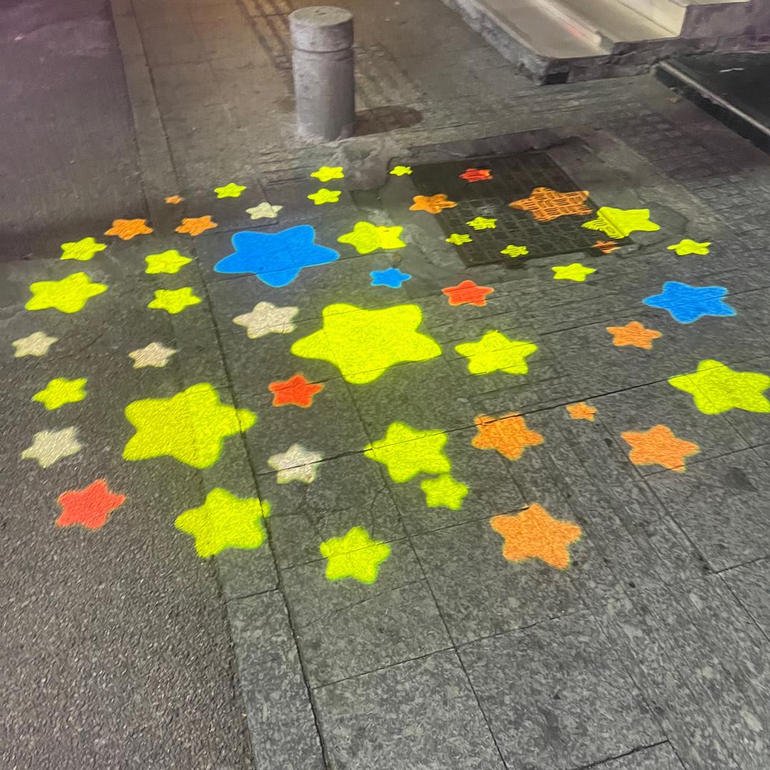 风雨中的头像
