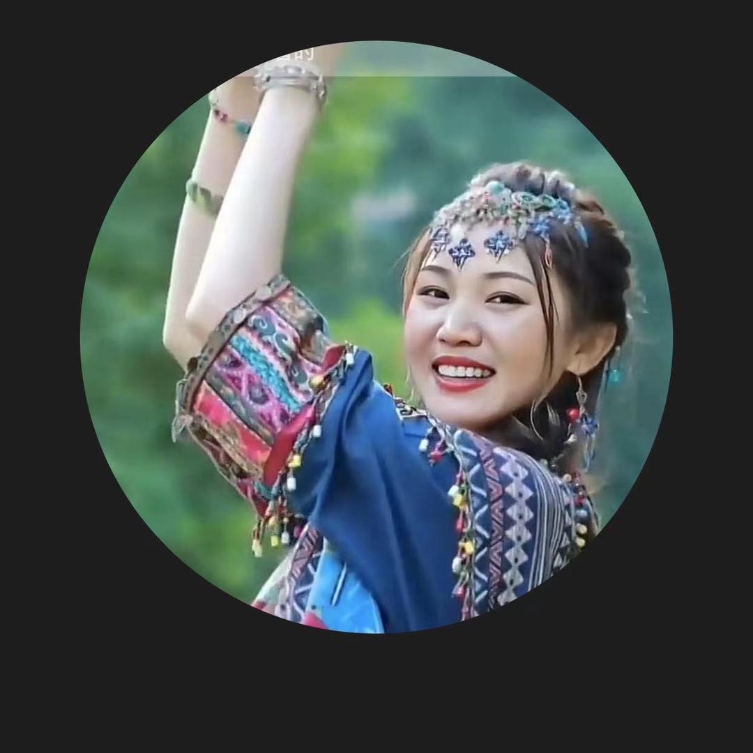 月艌