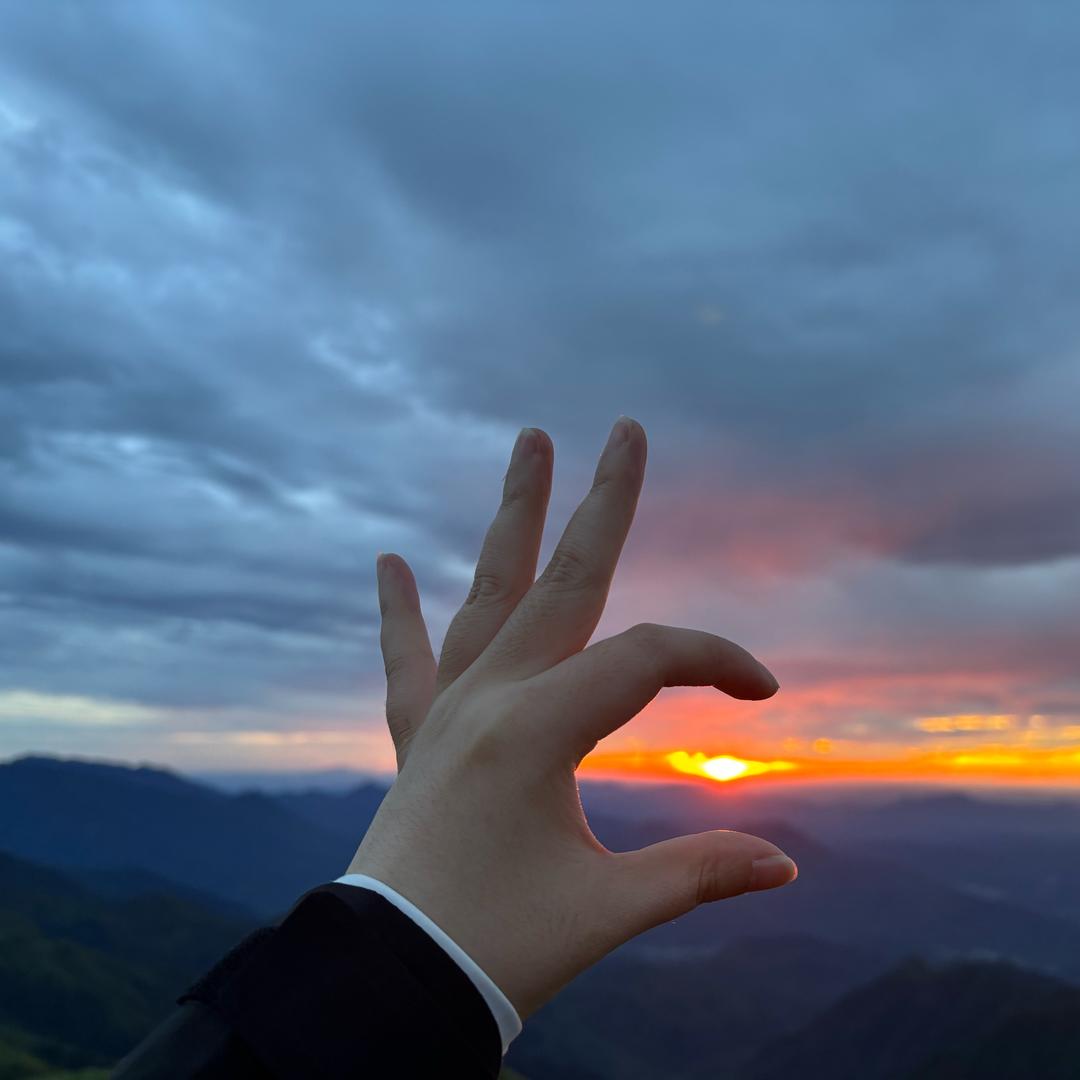 毛布依