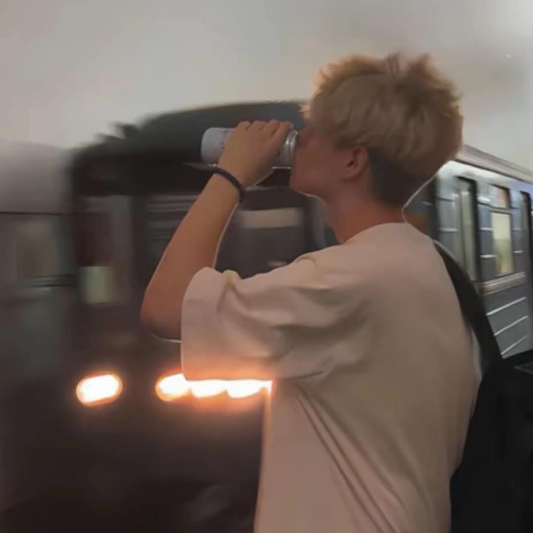 脸又红了