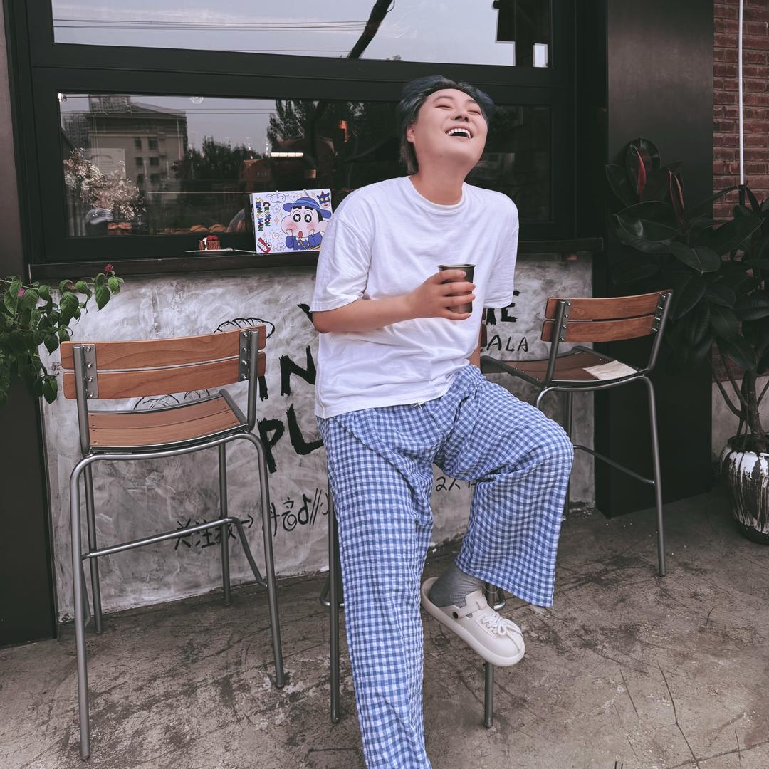谷谷睡醒了
