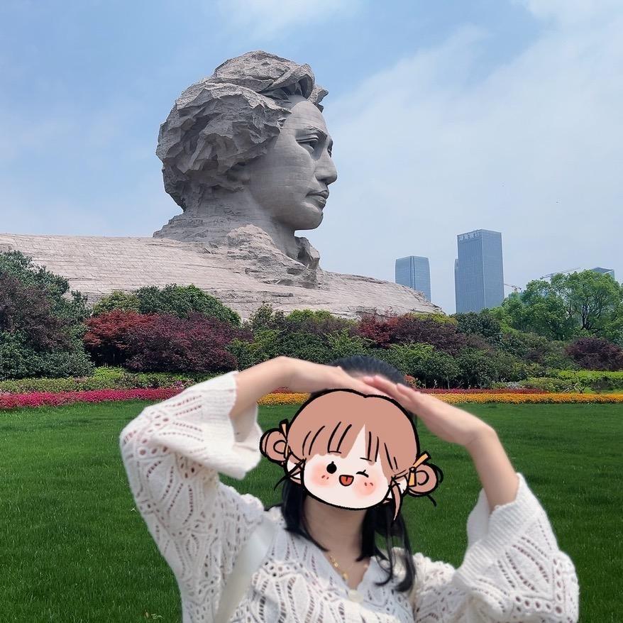 🐙小莹莹吖