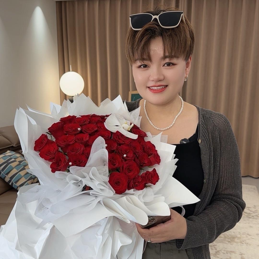 云云姐(童装品牌折扣)