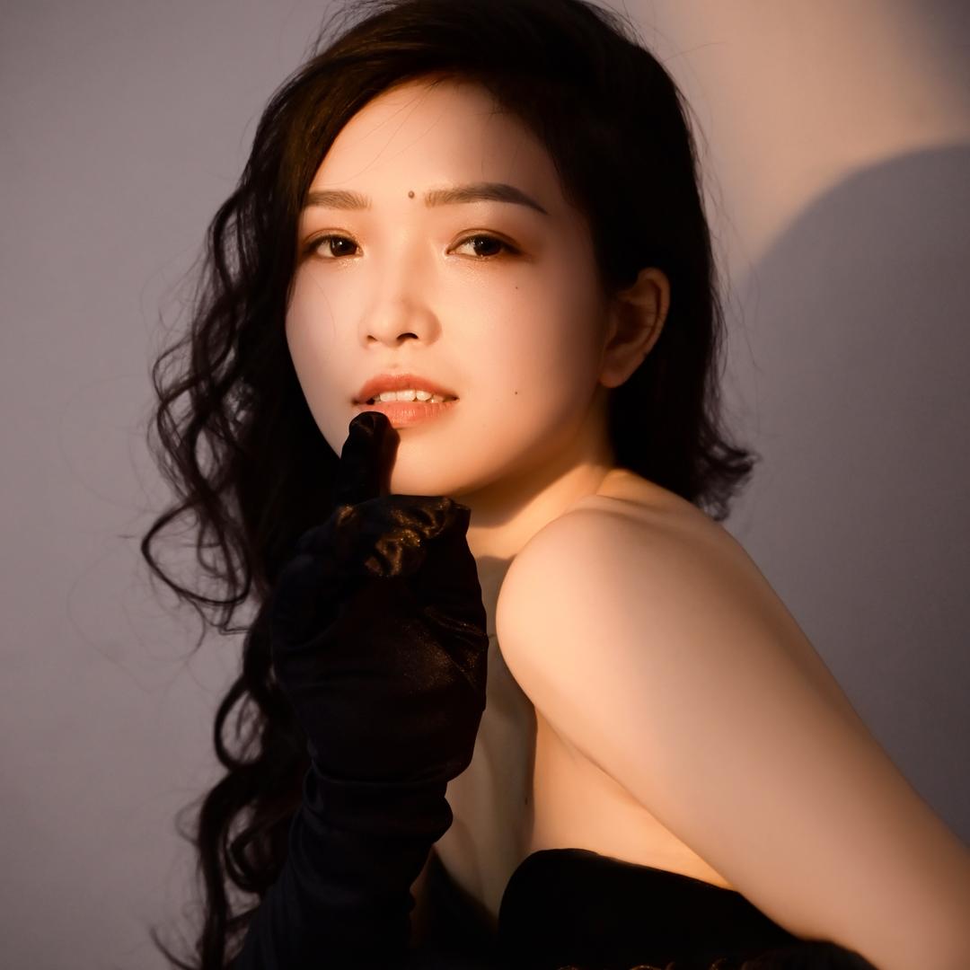 芭比家女装店：卉卉
