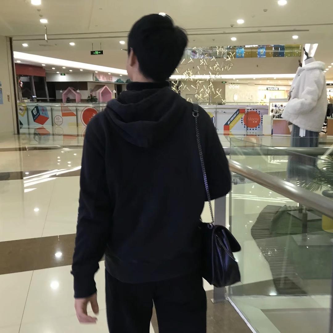 雨中🦋