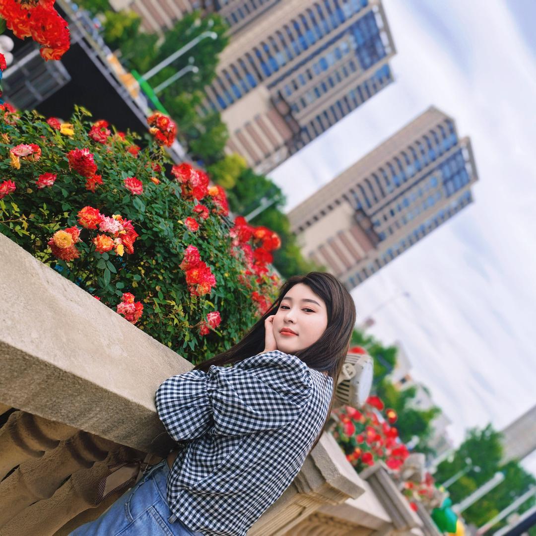 村里在逃翠花🌸