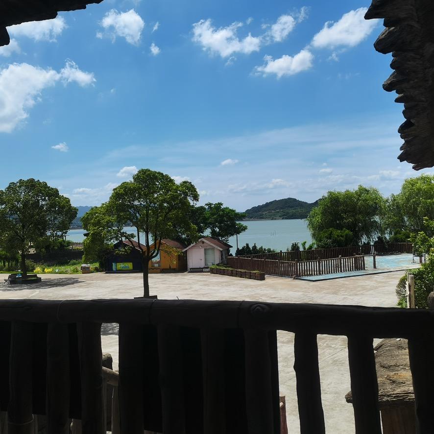 随缘放下，心安是家(｡･ω･｡)ﾉ♡