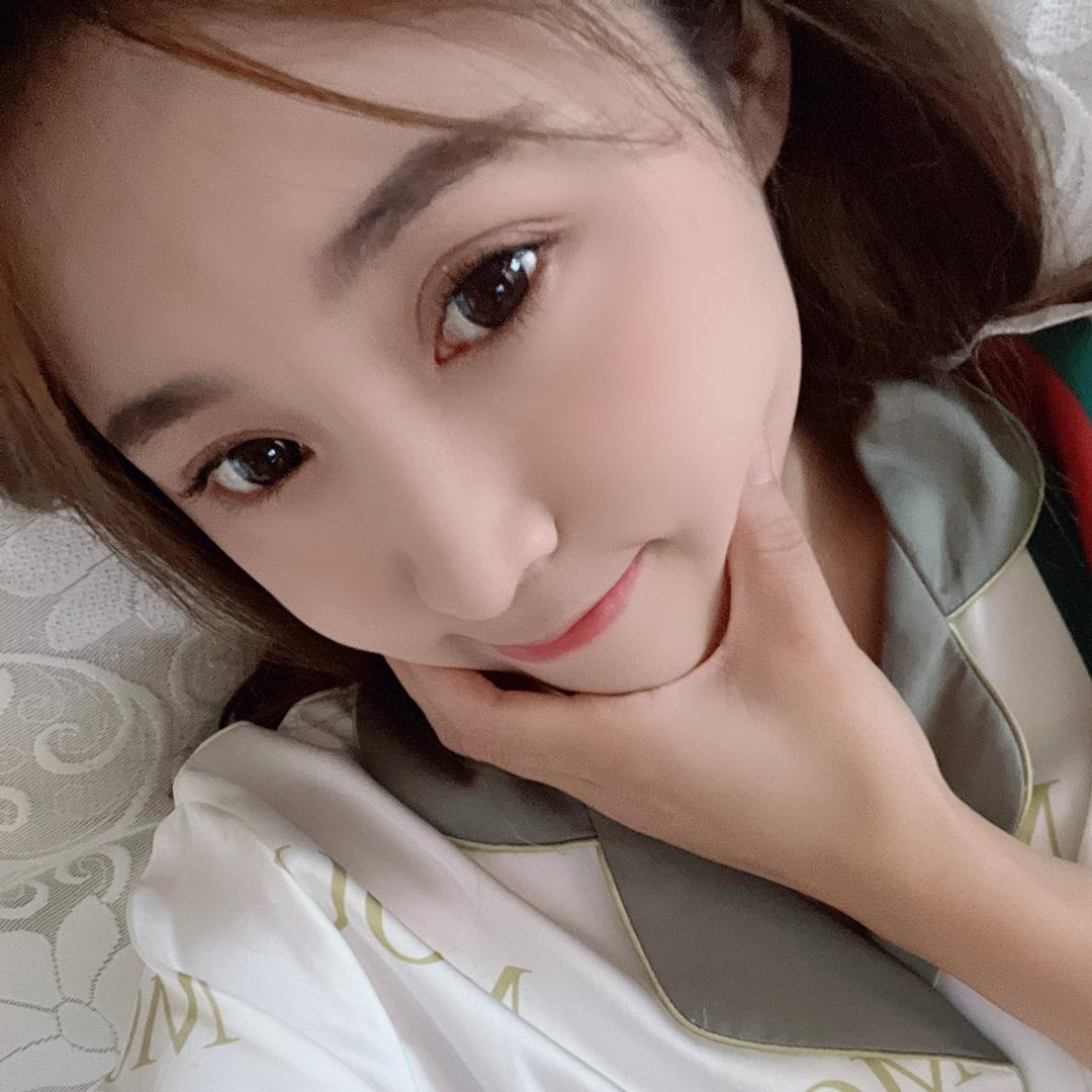 悠悠是个爱哭鬼～