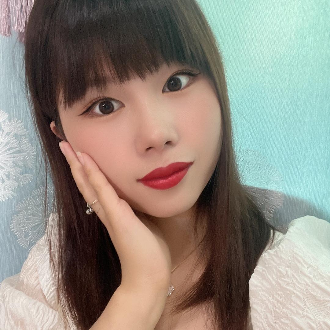 名皇洗衣 洗鞋 修鞋 皮具护理店。