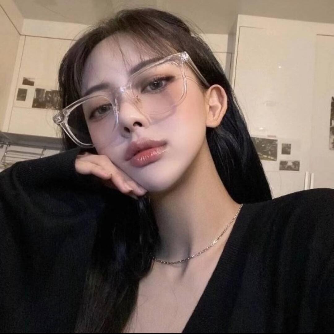 L. ^
