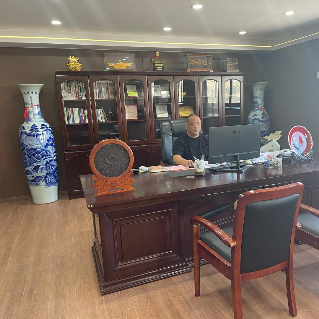 东瑞电气集团徐贤标