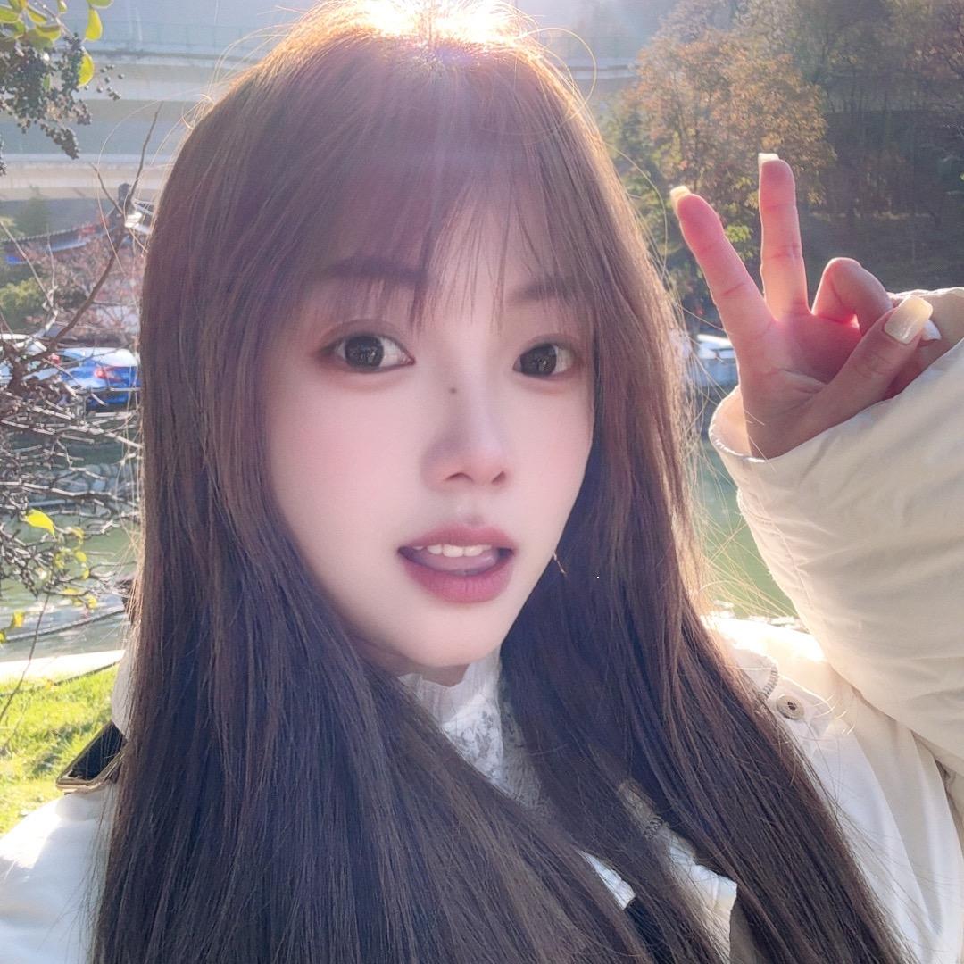 🍒静静ᨶ႒ᩚ爱吃ᥫᩣ໌零食ᨶ႒