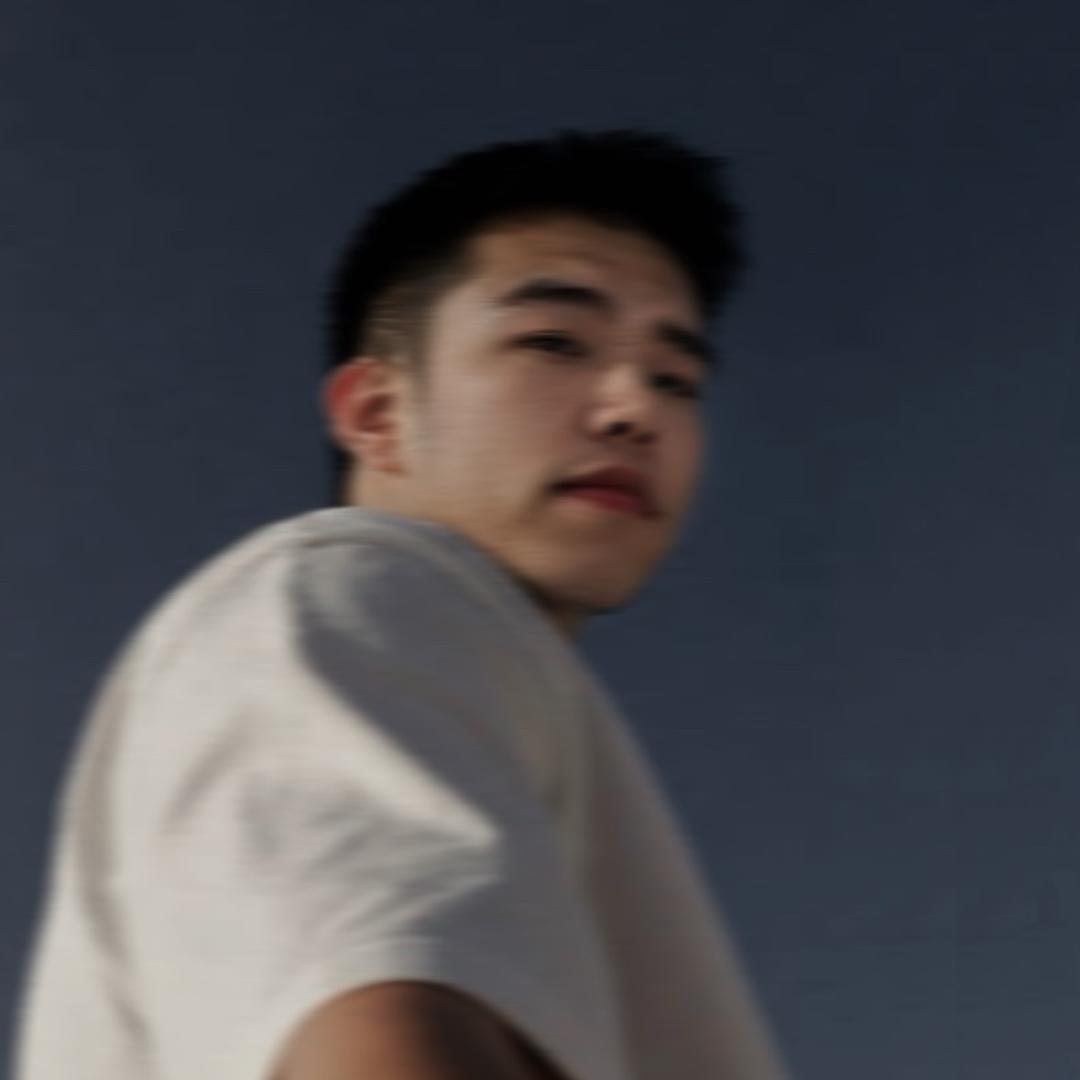 👾.