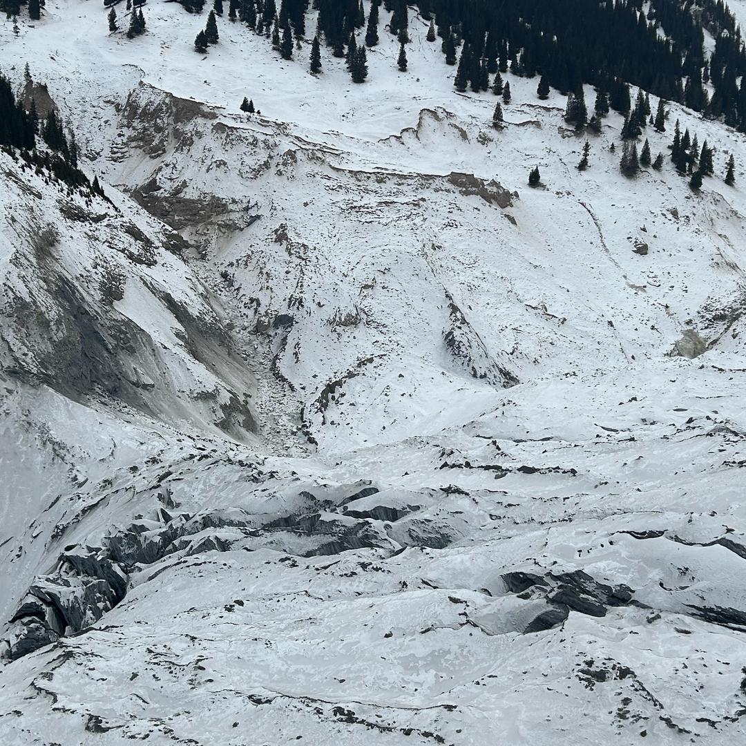 5G精选套餐联旅推荐员亮