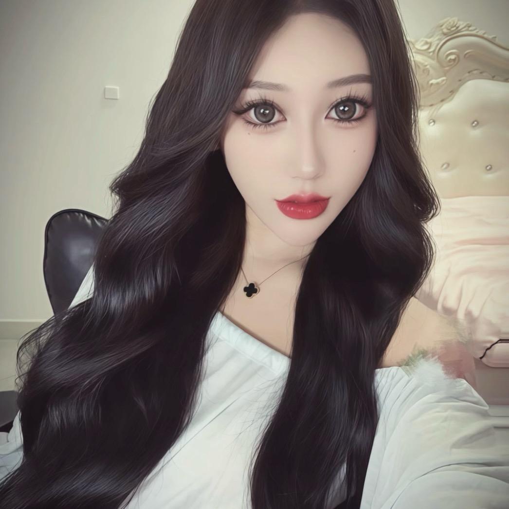 小妍妍.