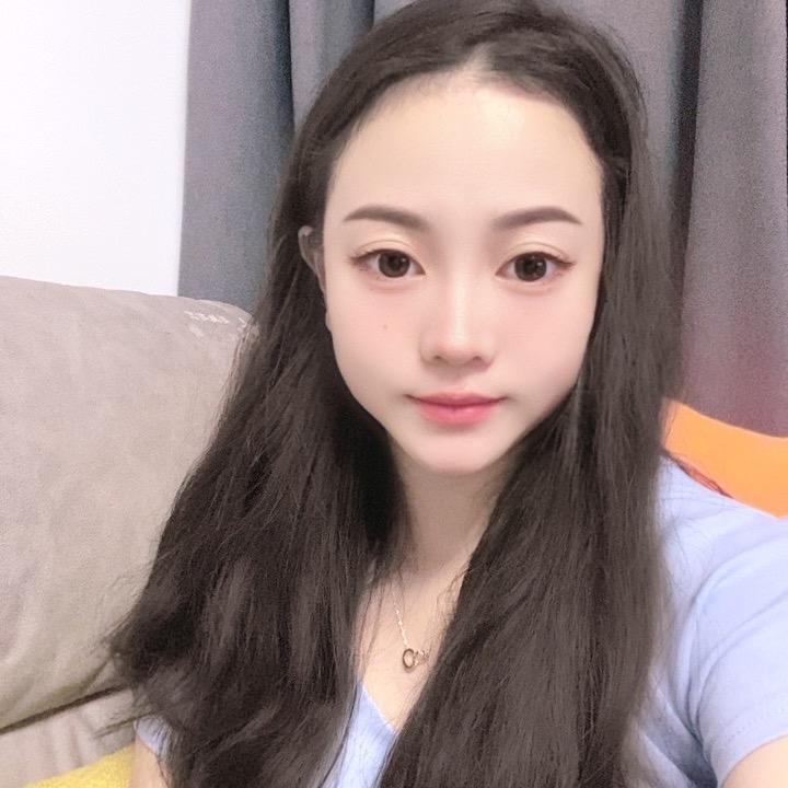 美女不ᵉᵐᵒ