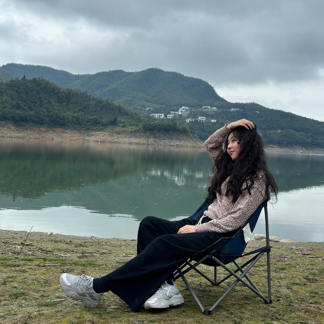 ིྀ薛定谔的啊呜喵 𓆡𓆝𓆟