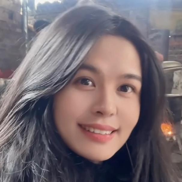 小梅子爱唱歌🎙️